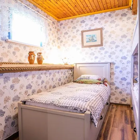 Kaebruotsa Holiday home Ruhve