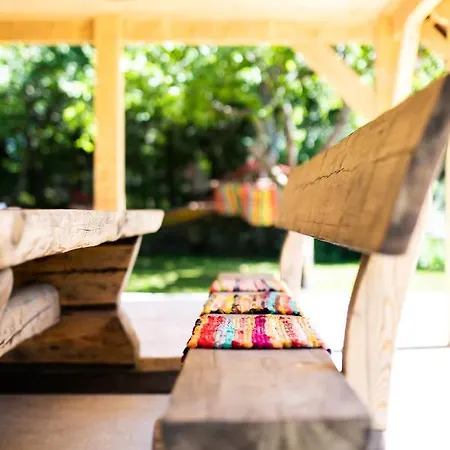 度假居 Kaebruotsa Ruhve